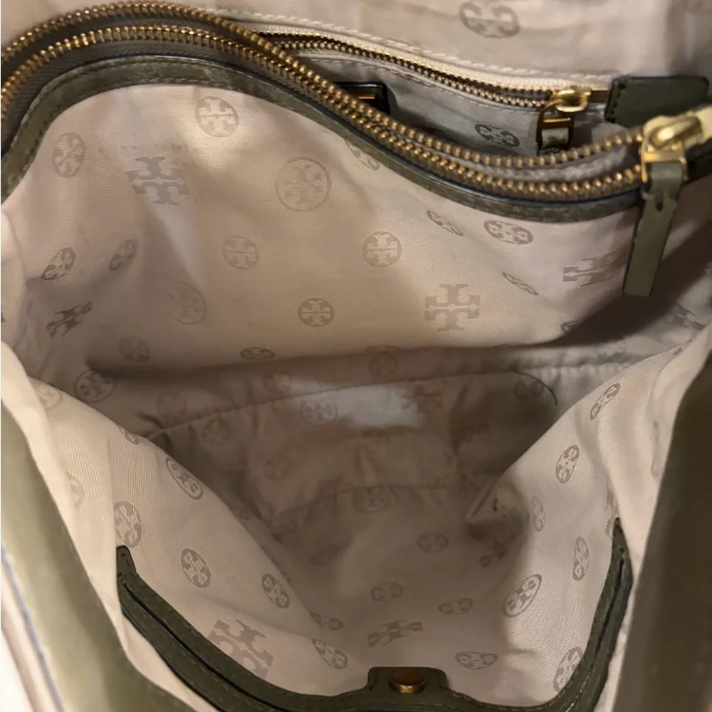 Tory Burch Olive Green Shoulder Bag with Gold Chain